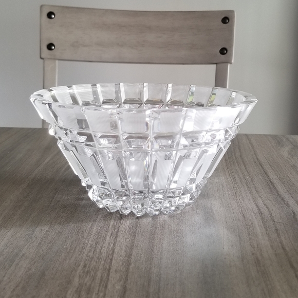 Vintage Oblong Etched 24% Lead Crystal Bowl - Picture 3 of 11
